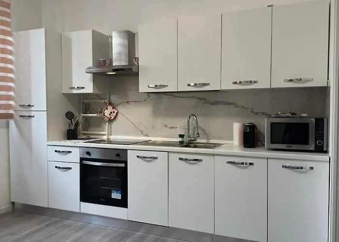 Apartamento Comodissimo A 10 Minuti Dal Centro Monza Con Park E Wifi