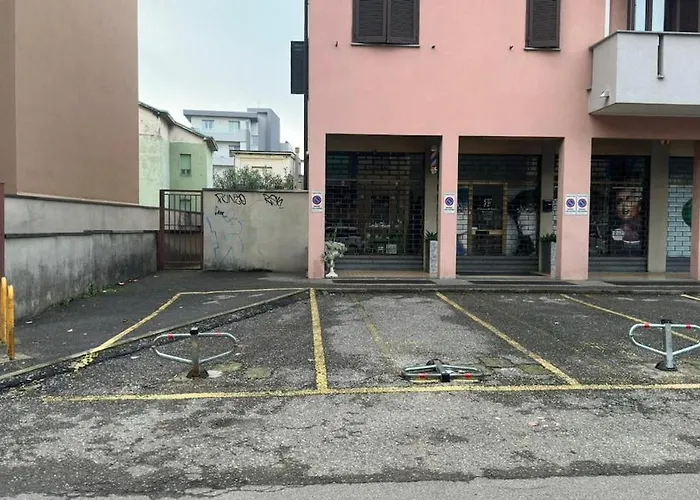 Comodissimo A 10 Minuti Dal Centro Monza Con Park E Wifi Apartamento *