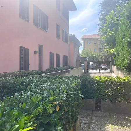 Con Park Comodissimo E Moderno Vicino Milano Διαμέρισμα *
